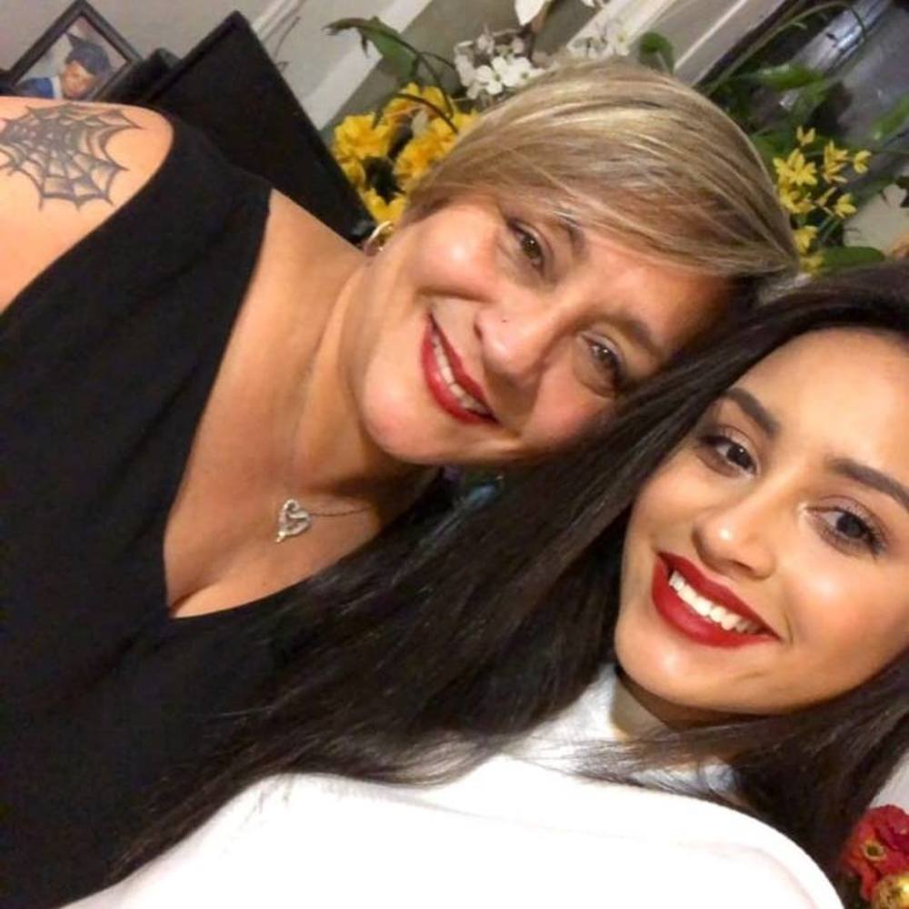 Meet your Posher, Desiree